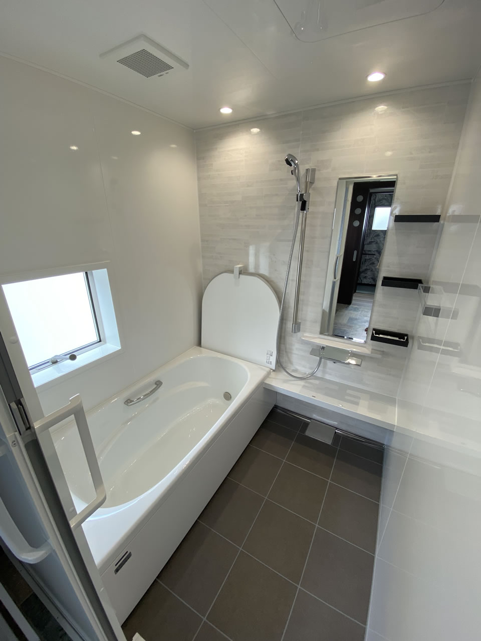 静岡市駿河区　安心の二世帯住宅　浴室